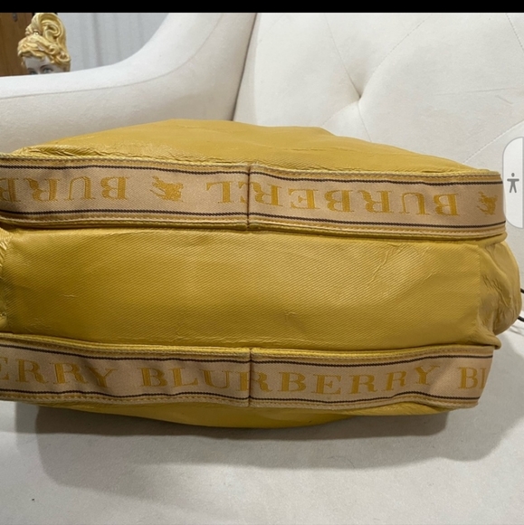 Designer BURBERRY Handbag - Picture 10 of 14